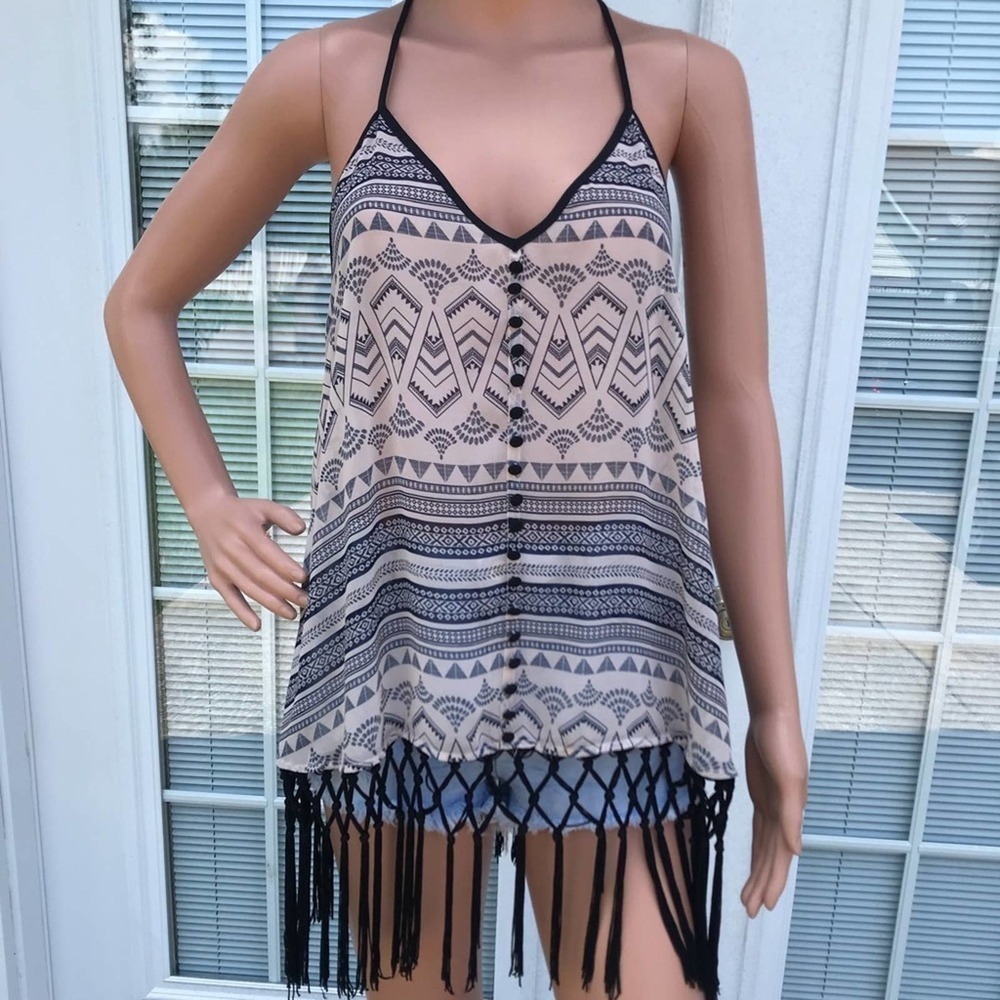 45-Sophie and Kate, black and cream top - Picture 7 of 8